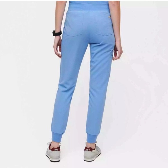 NWT FIGS Zamora 2.0 Jogger Scrub Pants XXS Blue FIONx Cargo Medical Uniform - Picture 3 of 12